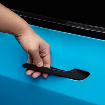 Наклейка на дверную ручку автомобиля для Tesla Model 3 Y Декоративная защитная крышка Отделка дверных поручней Красно-черным рисунком из углеродного волокна